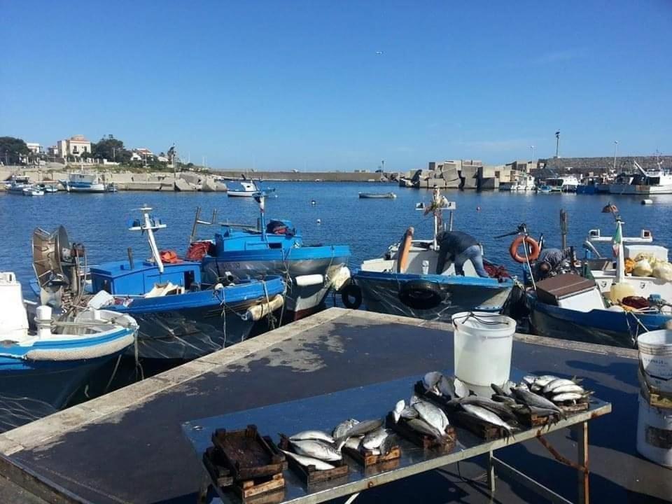La Terrazza Sul Golfo Bed & Breakfast Isola delle Femmine Exterior foto